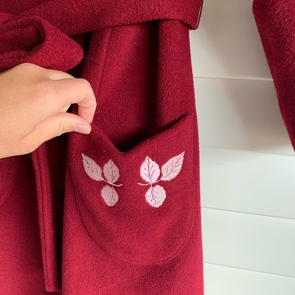ModCloth x Collectif Coat Small UK 10 Vintage-Inspired Embroidered Cranberry - Picture 5 of 16